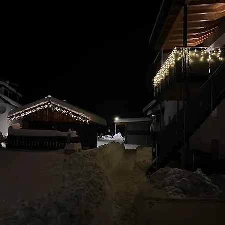 Luibisblick 아파트 *